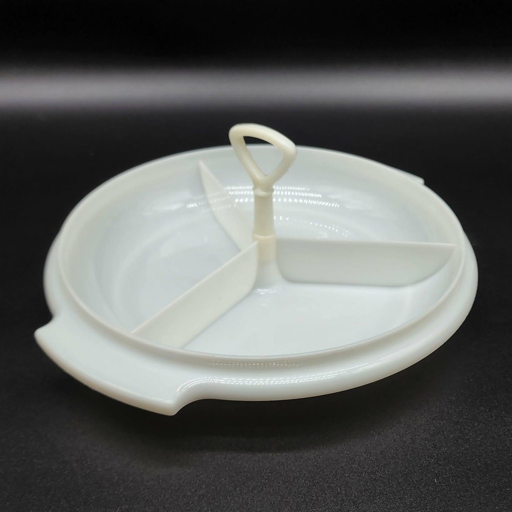 Tupperware‎ Serving Tray  8.5in White Divided Snack Dish Vintage 3-Section